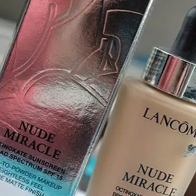 Lancome Nude Miracle Foundation in 260 Bisque N