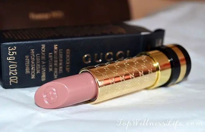 Intelligent and ethereal Gucci Luxurious Moisture-rich Lipstick.files 5