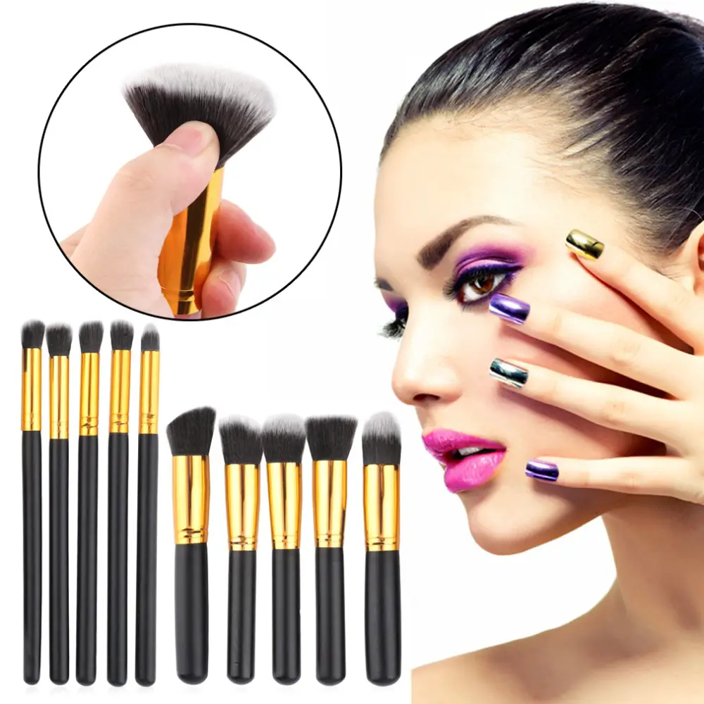 Brushes for make-up